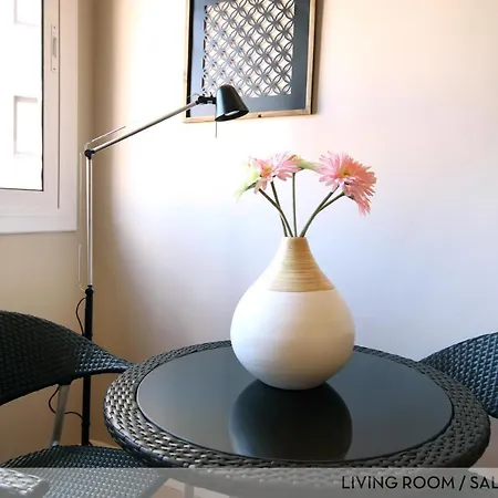 Place Corsega 公寓